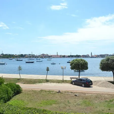 Apartment Lungomare *